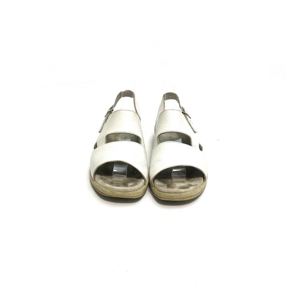 Vintage 1990s white pebble leather open toe slingback sandals